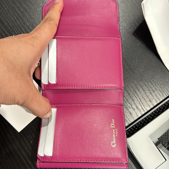 Authentic Dior wallet NWT,this wallet is perfect and lightweight. - Picture 7 of 7